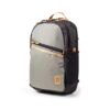 תיק יום Commuter Backpack Topo Designs ממותג