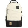 תיק גב רב תכליתי Daypack Classic II Topo Designs ממותג
