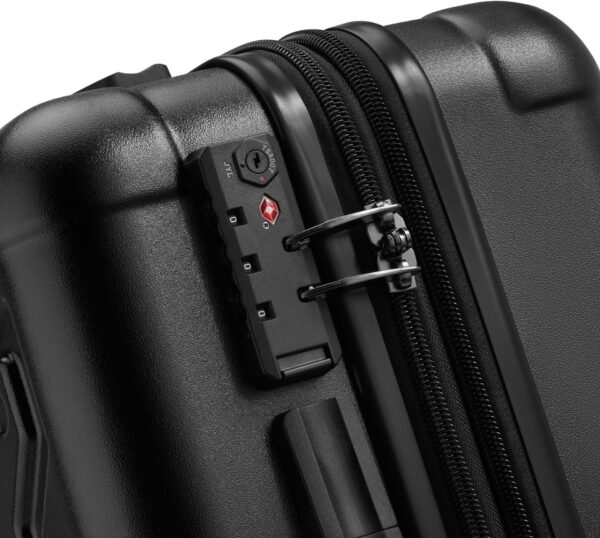 מזוודה טרולי קשיחה מתרחבת 20 אינץ' דגם JH004C מבית Jeep ממותגת